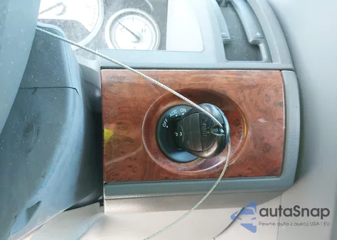 2009 Chrysler Town & Country Lx from USA, damaged, VIN 2A8HR44E69R619784